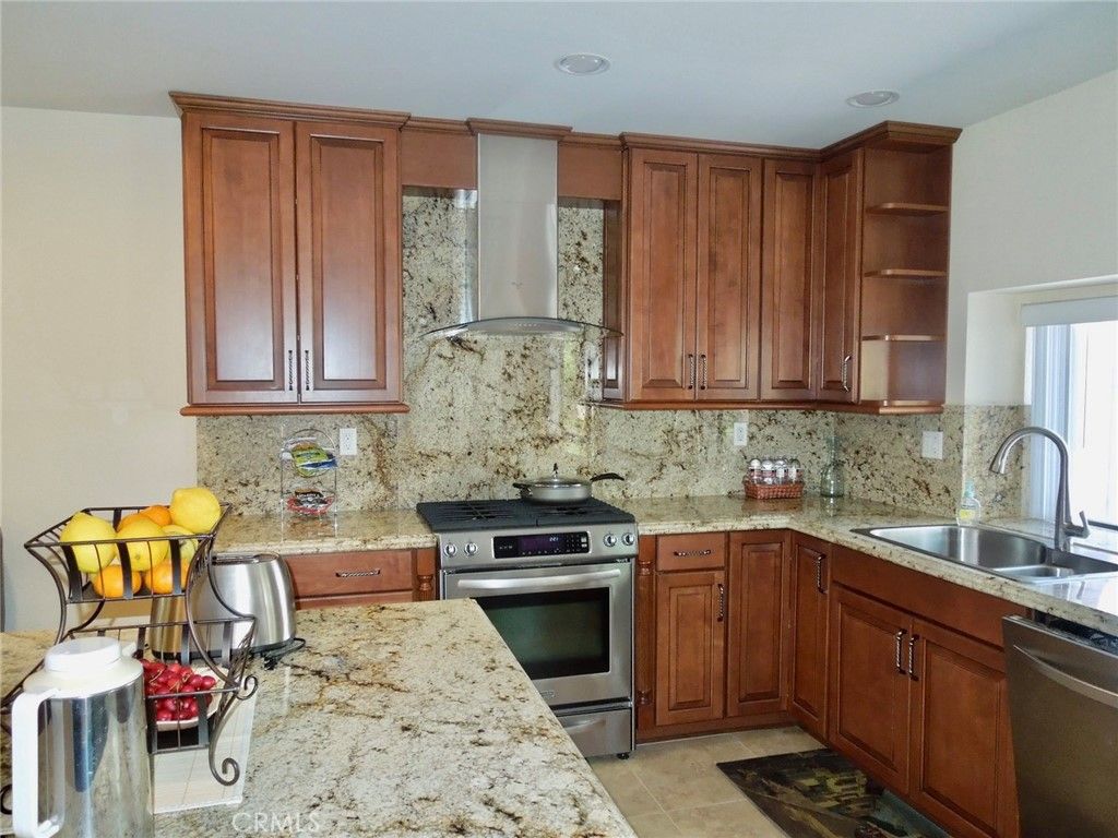 Photo of 21931 Burbank Blvd #23, Woodland Hills, CA 91367 (MLS # PT26069619)