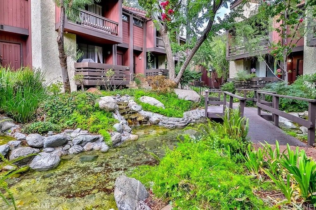 Photo of 21931 Burbank Blvd #23, Woodland Hills, CA 91367 (MLS # PT26069619)