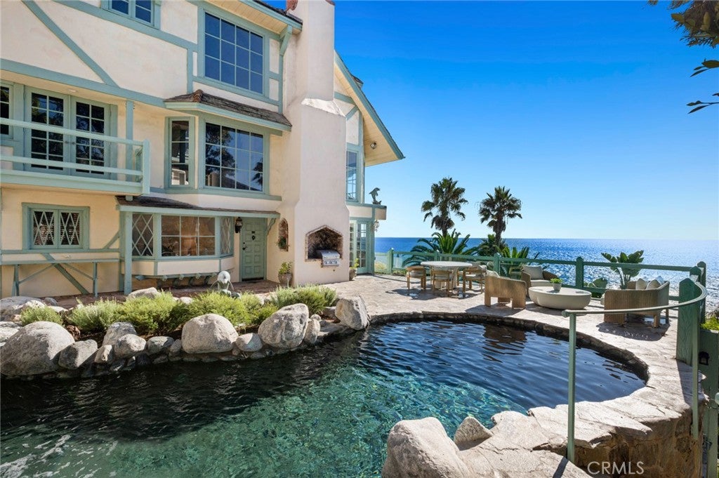 Photo of 31971 Coast Highway, Laguna Beach, CA 92651 (MLS # LG26174368)
