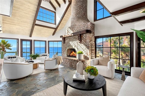 Photo of 31971 Coast Highway, Laguna Beach, CA 92651 (MLS # LG26174368)