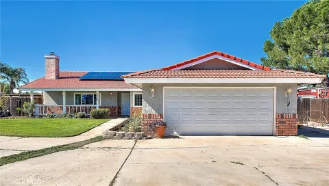 4426 Corona Ave, Norco, CA 92860 - MLS#: TR26042066