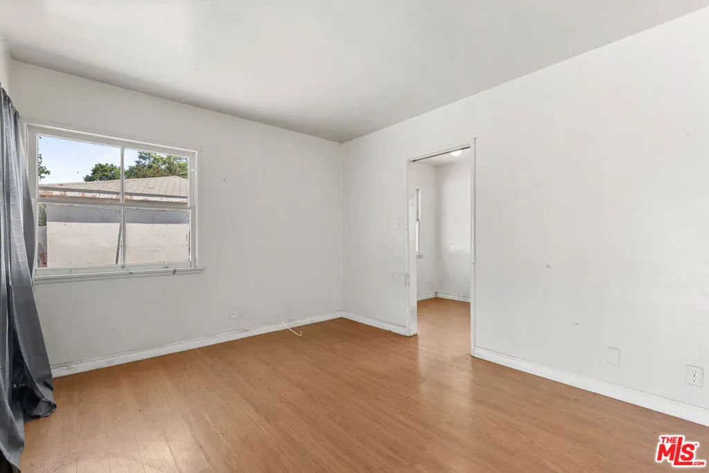 Long Beach, California 90805, United States, 2 Bedrooms Bedrooms, ,2 BathroomsBathrooms,Residential,Active,214018