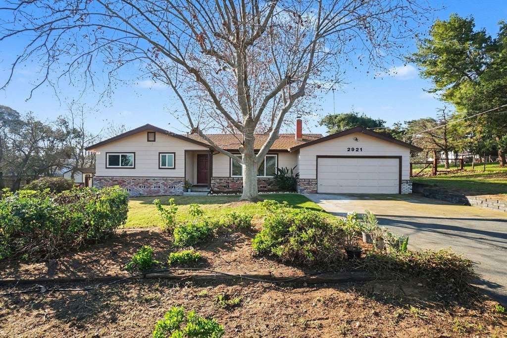 Photo of 2921 Anderson Ln Ln, Brentwood, CA 94513 (MLS # 41120688)