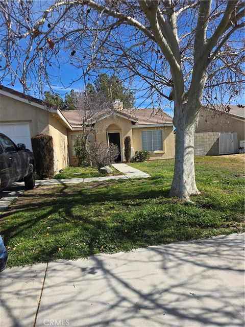 Photo of 43516 32nd Street E, Lancaster, CA 93535 (MLS # HD26044387)