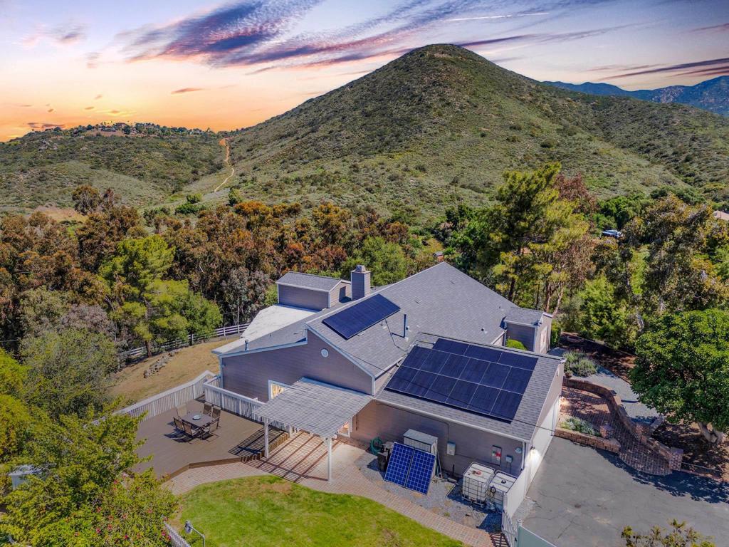 14027 Jamul Dr