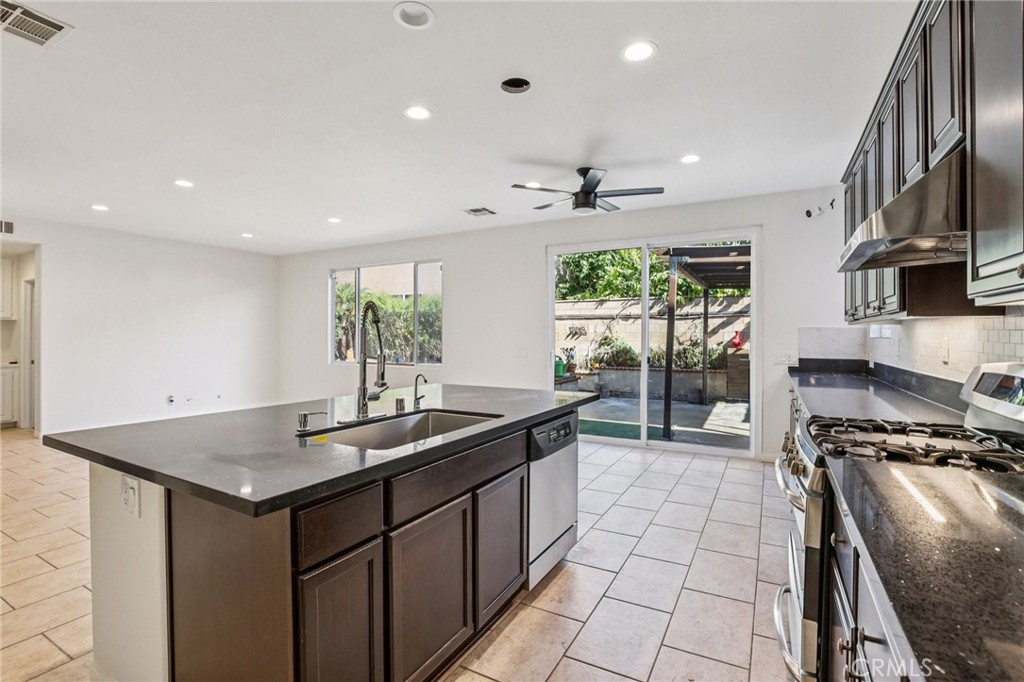 Camrosa (CMRO) - Residential