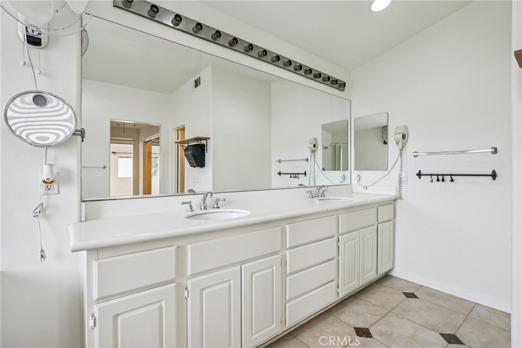 Camrosa (CMRO) - Residential