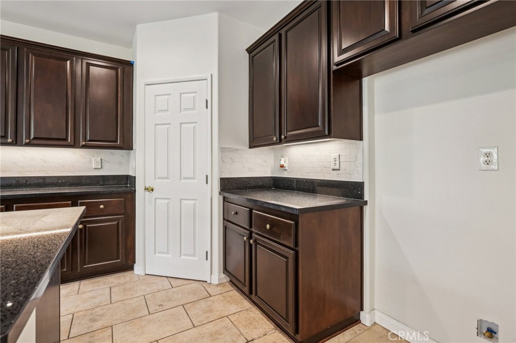 Camrosa (CMRO) - Residential