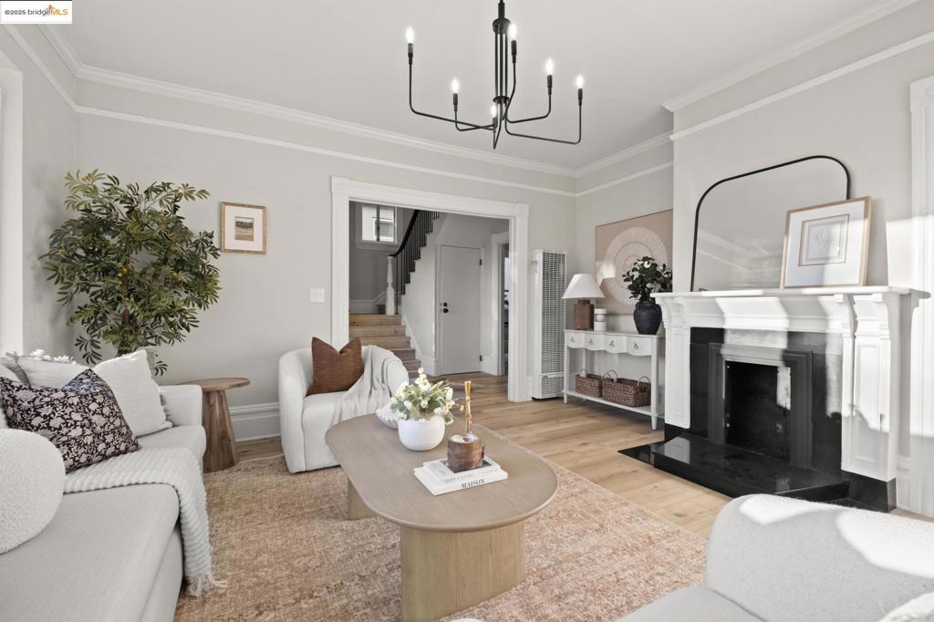 HIGHLAND PARK - Residential