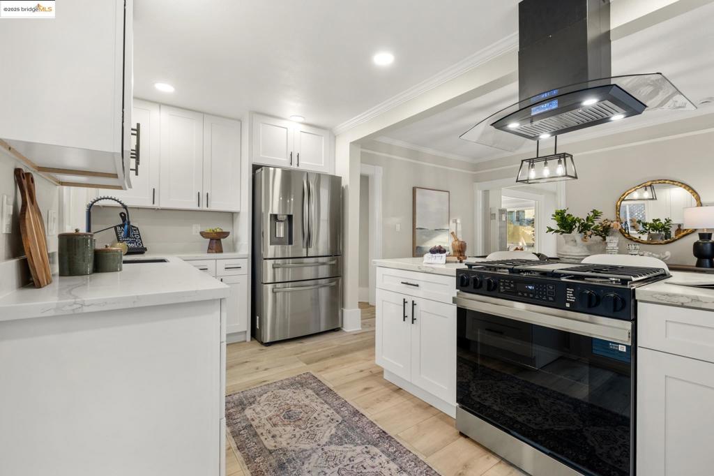 HIGHLAND PARK - Residential