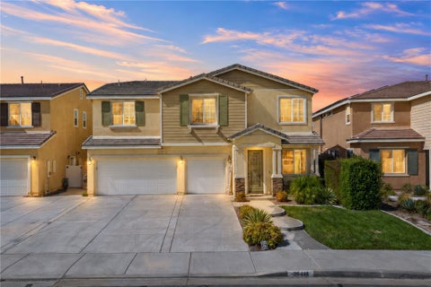 Photo of 26418 Bramble Wood CIR, Menifee, CA 92584 (MLS # SW26183244)