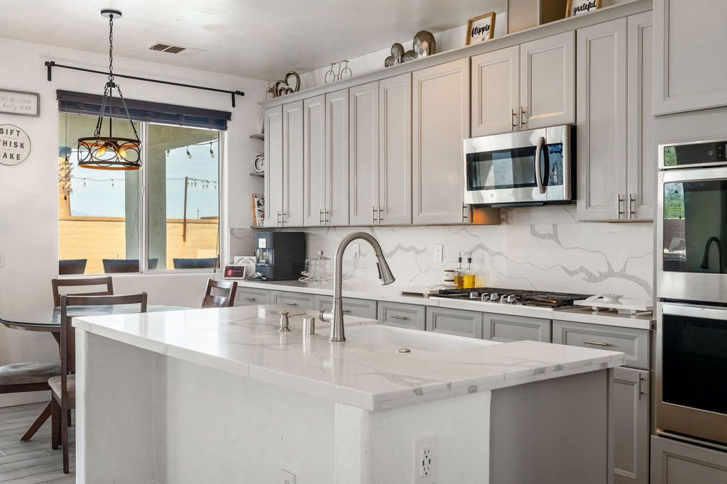 Bella Vida - Residential