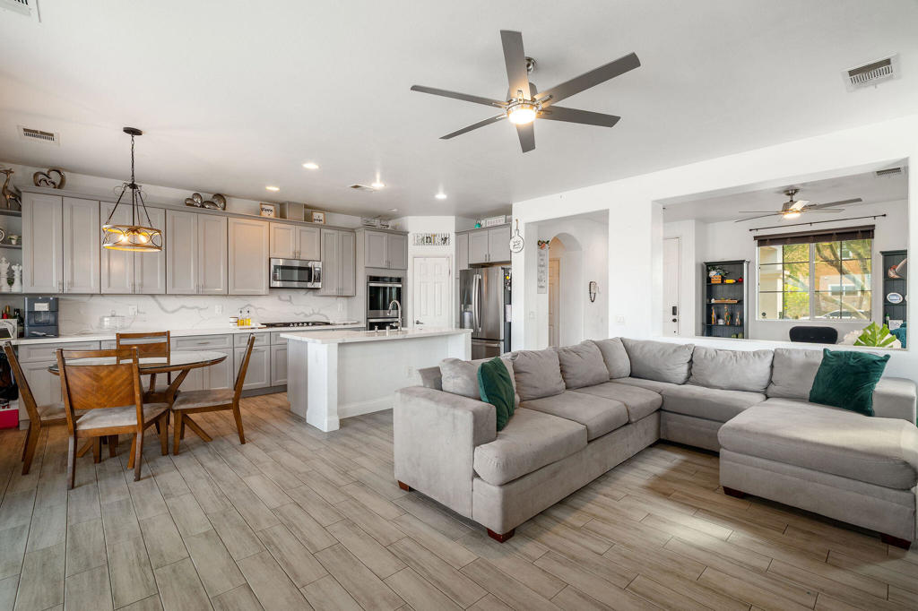 Bella Vida - Residential