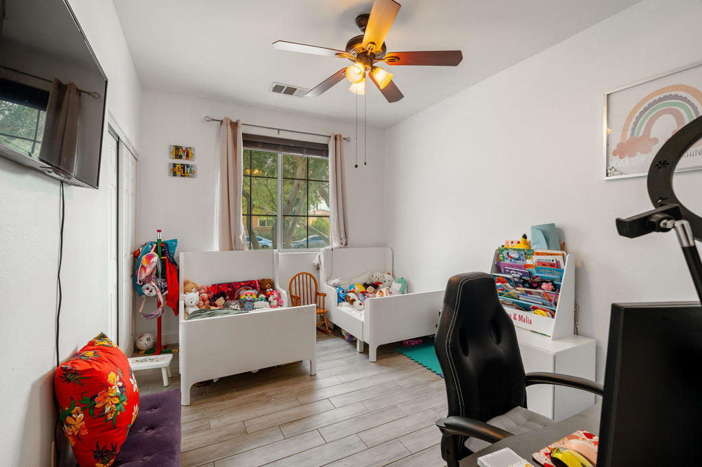 Bella Vida - Residential