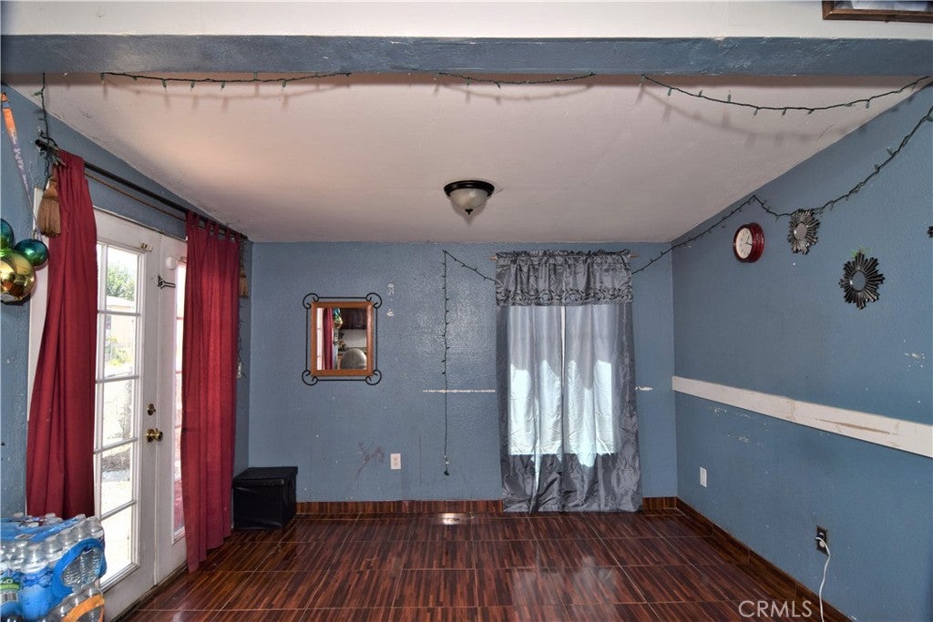2059 E Avenue I 84