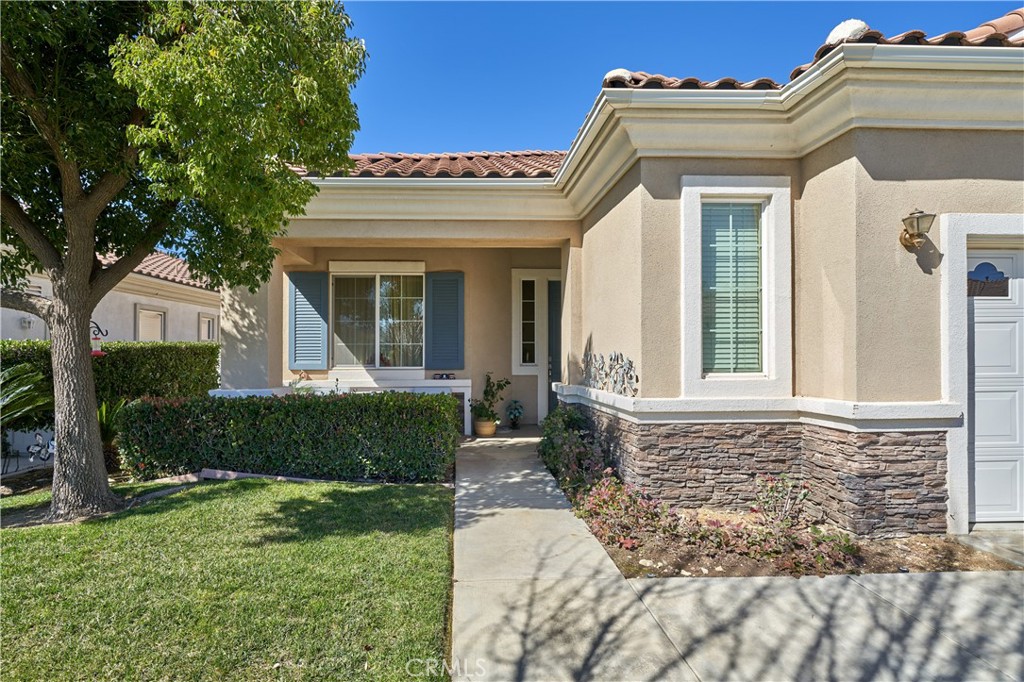 1771 N Forest Oaks