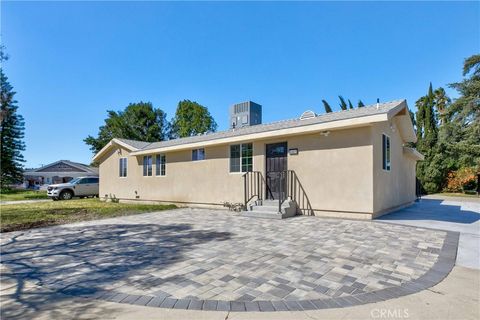 8401 Kester Panorama City CA 91402