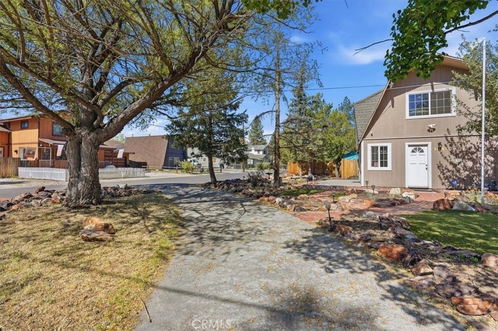 1081 Gold Mountain Drive
