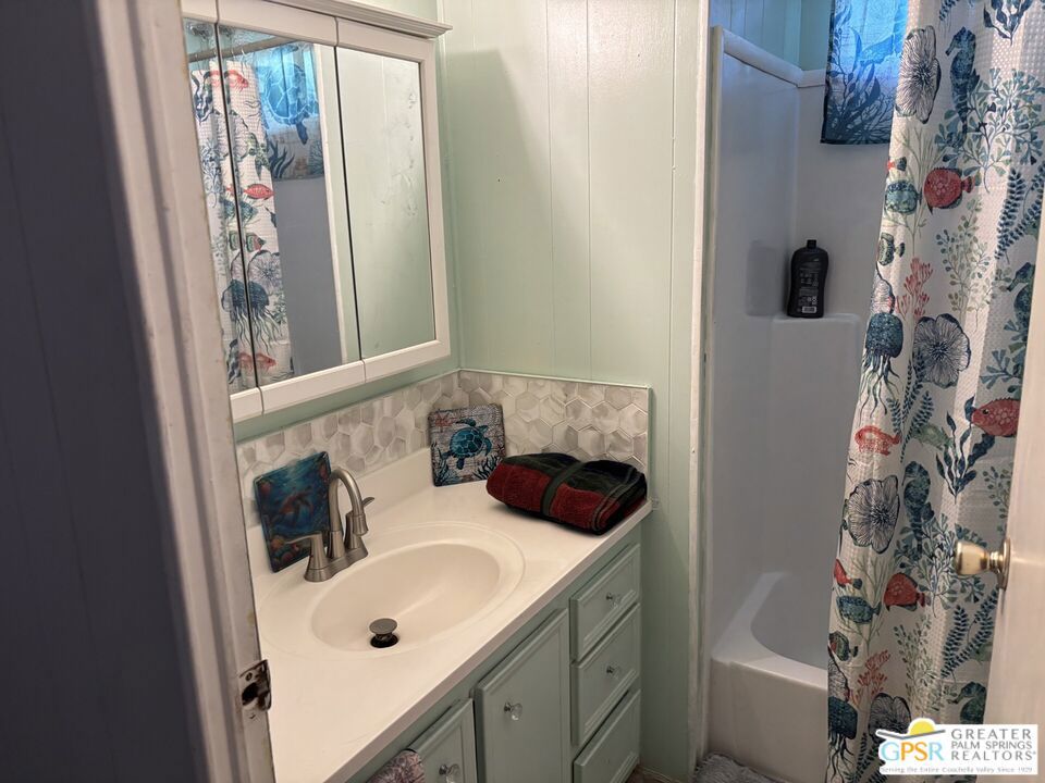 Hidden Springs - Manufactured In Park