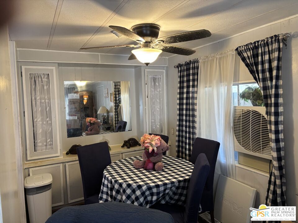 Hidden Springs - Manufactured In Park