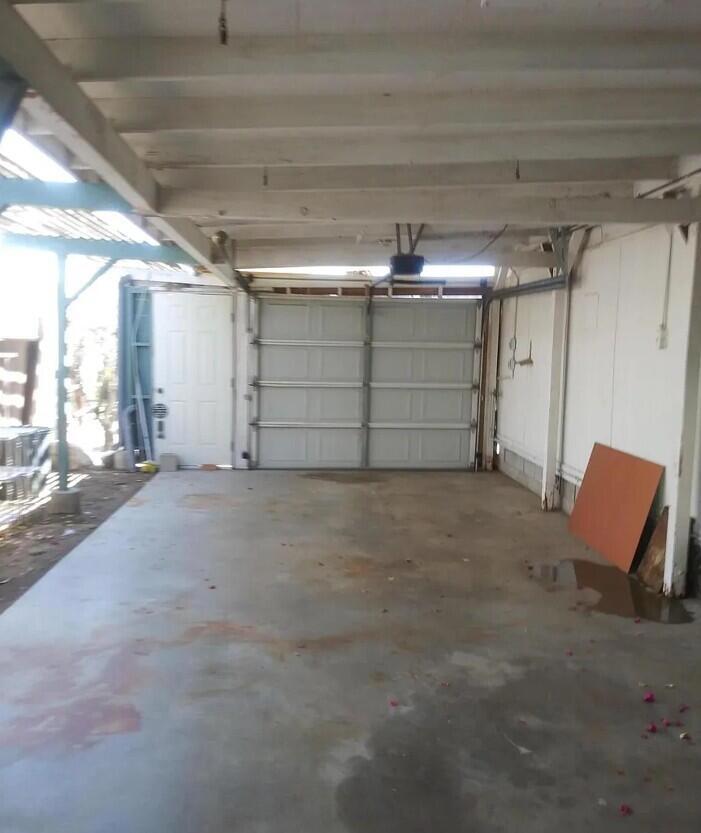 Desert Crest CC - Residential Lease