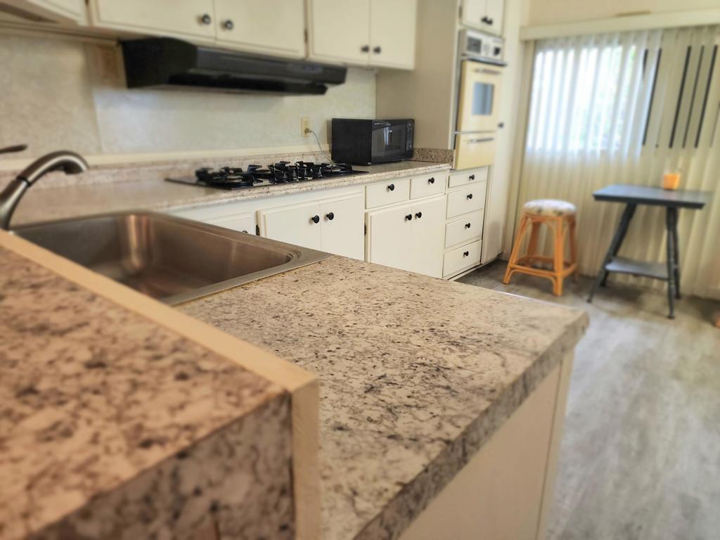 Desert Crest CC - Residential Lease