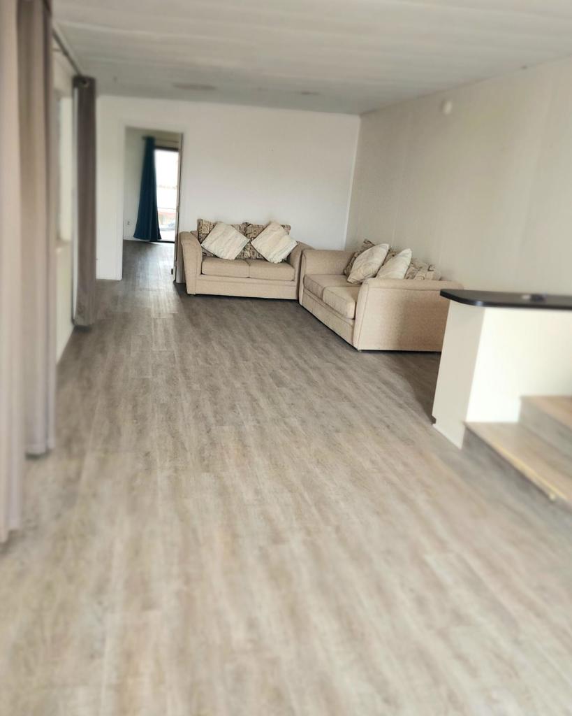 Desert Crest CC - Residential Lease