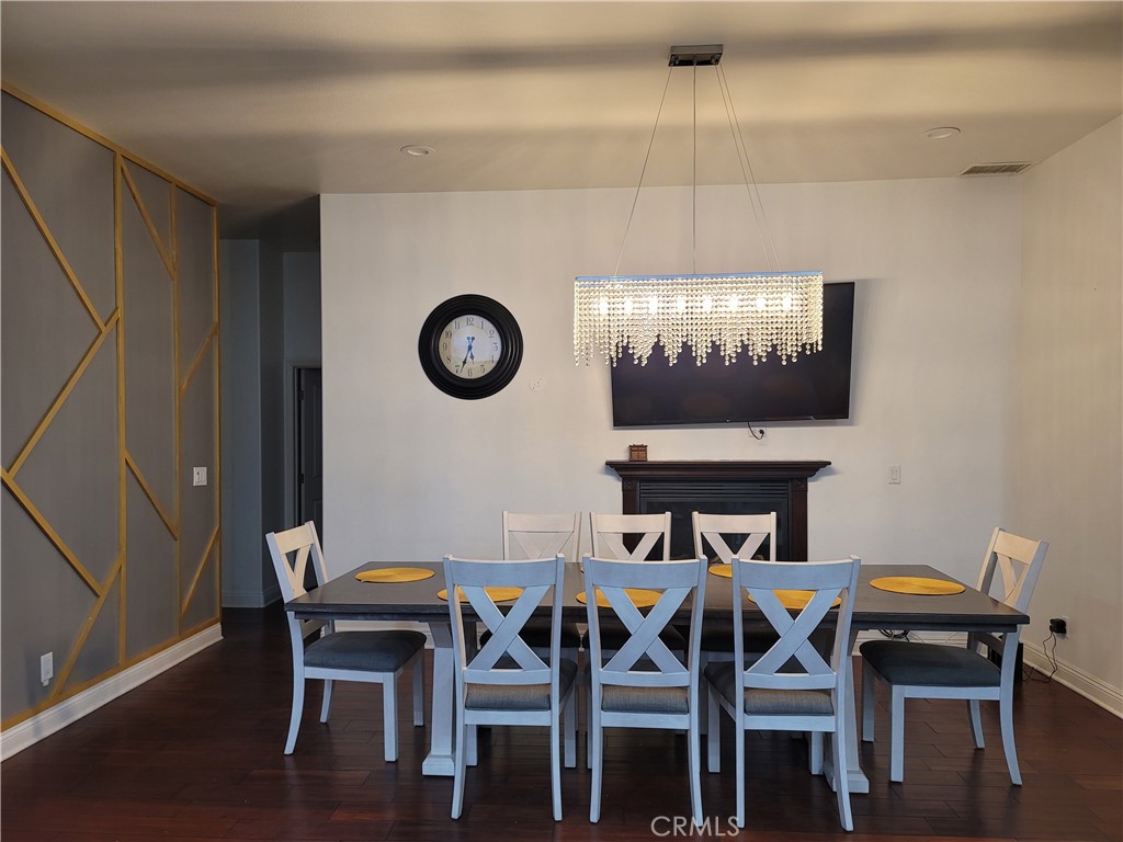 412 W Santa Ana Street