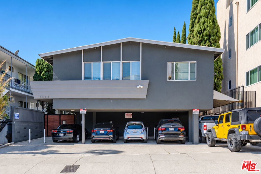1629 N Formosa Avenue