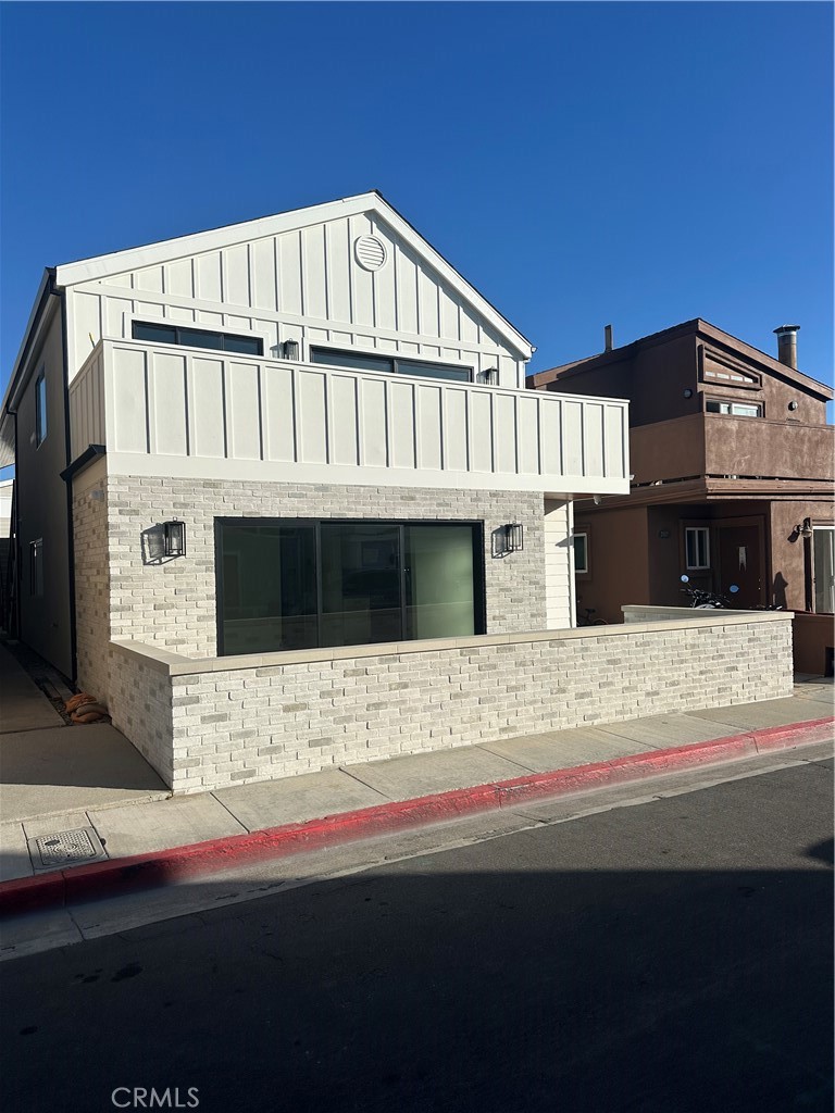 Newport Shores (NEWS) - Residential Lease