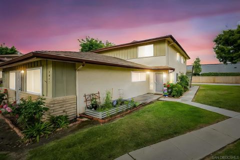 9845 Mission Viejo Ct 2 Santee CA 92071