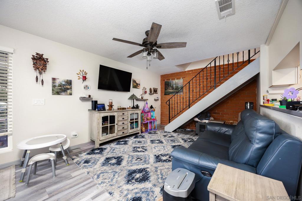 9845 Mission Viejo Ct 2