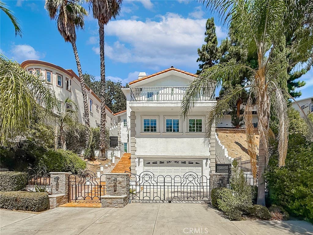 Photo of 21047 Dumetz Road, Woodland Hills, CA 91364 (MLS # SR26178445)
