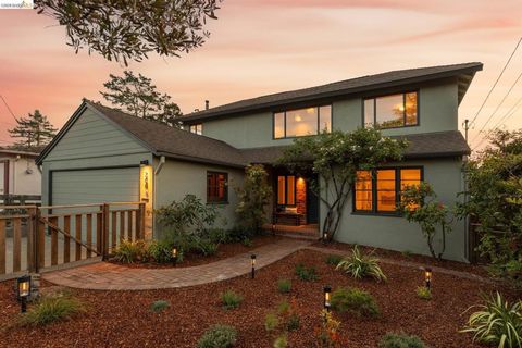 260 Grizzly Peak Blvd Kensington CA 94708