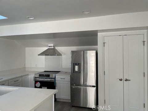 Tiny photo for 6530 Shoup AVE, West Hills, CA 91307 (MLS # SR26139718)