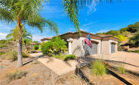 Tiny photo for 38496 King Court, Murrieta, CA 92562 (MLS # SW26222827)