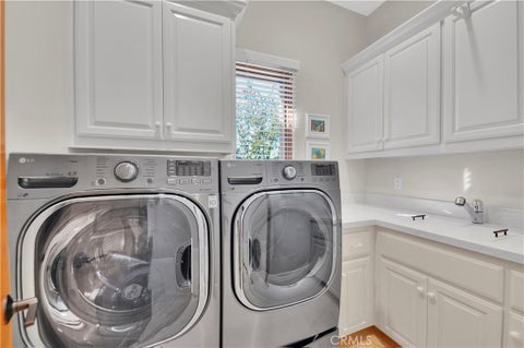 Tiny photo for 38496 King Court, Murrieta, CA 92562 (MLS # SW26222827)