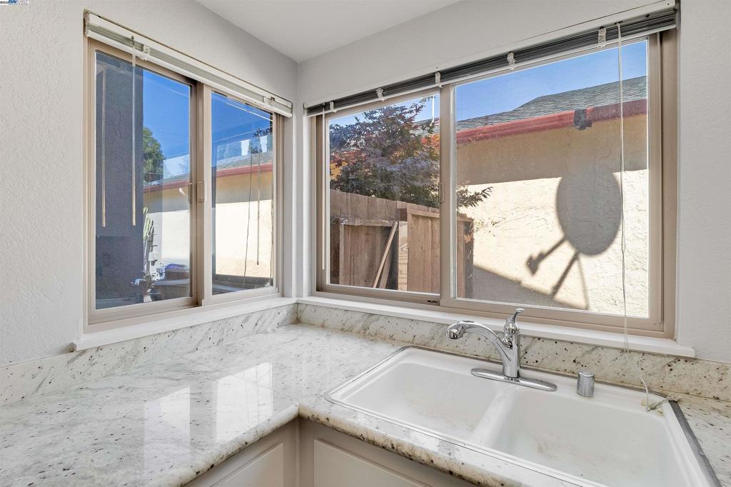 VIEWPOINTE - Residential