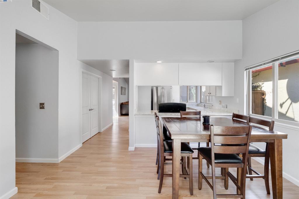 VIEWPOINTE - Residential