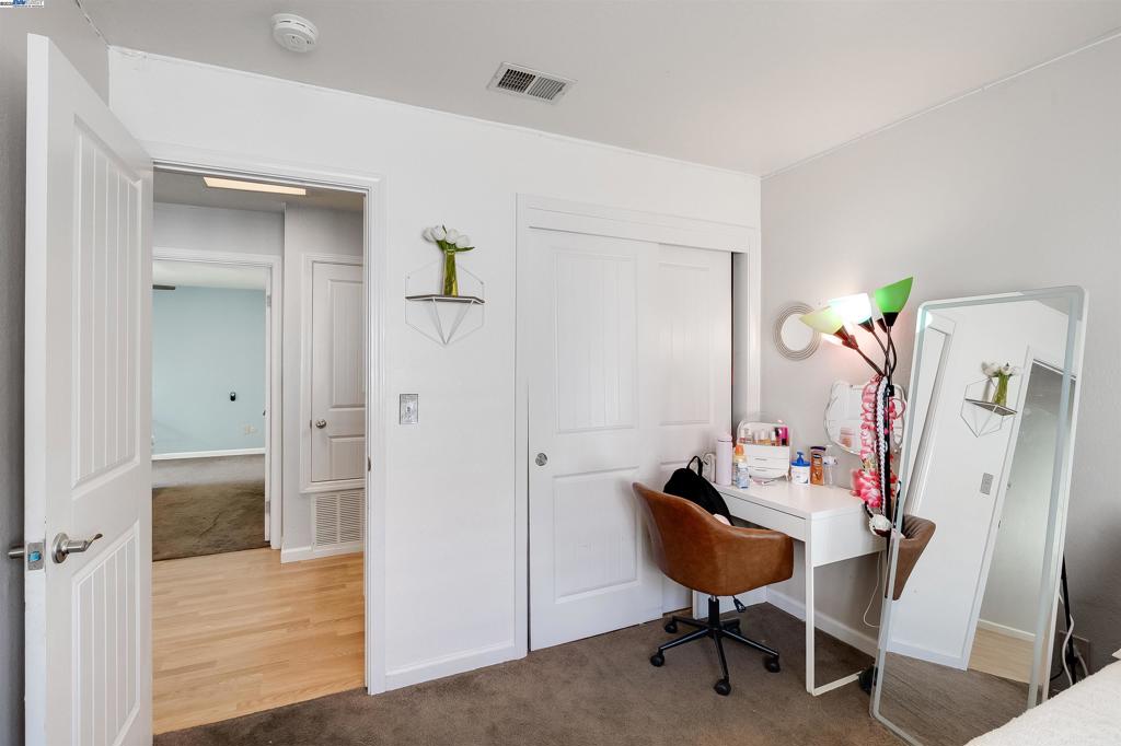 VIEWPOINTE - Residential