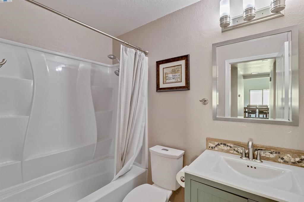 VIEWPOINTE - Residential