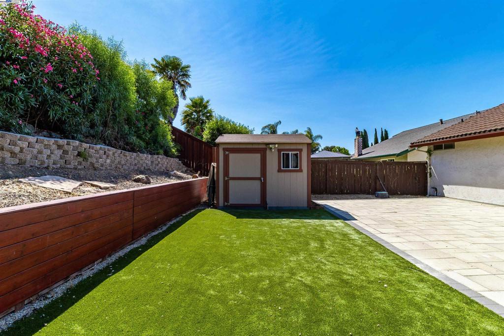 VIEWPOINTE - Residential