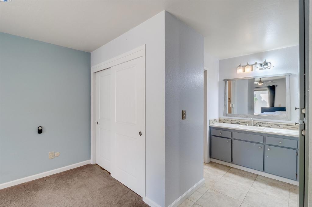 VIEWPOINTE - Residential