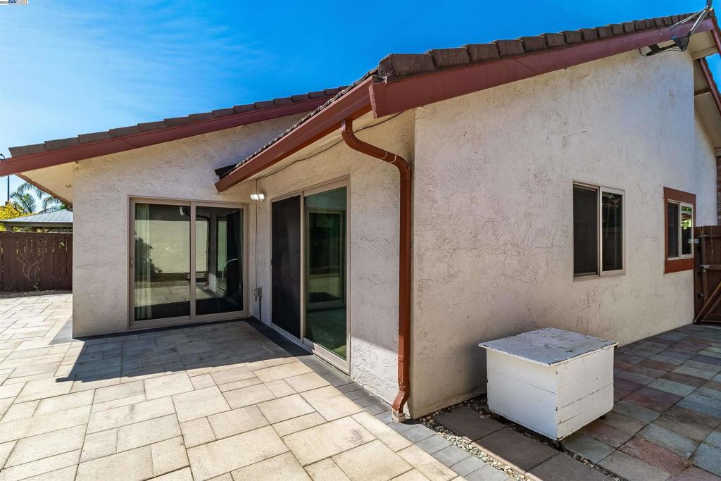 VIEWPOINTE - Residential