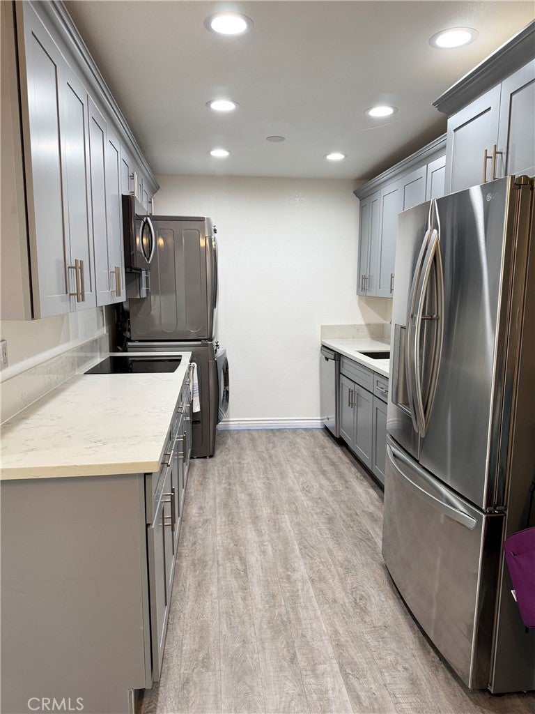 212 S kraemer 1215