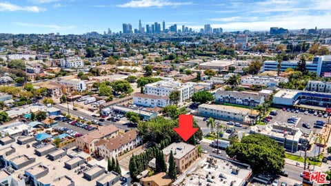 Photo of 4149 Melrose Avenue, Los Angeles, CA 90029 (MLS # 26873127)