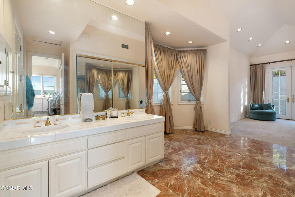 Westlake Trails-704 - 704 - Residential