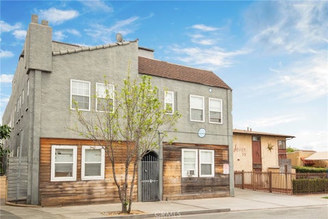 Photo of 722 S Ford Boulevard, Los Angeles, CA 90022 (MLS # SB26217291)