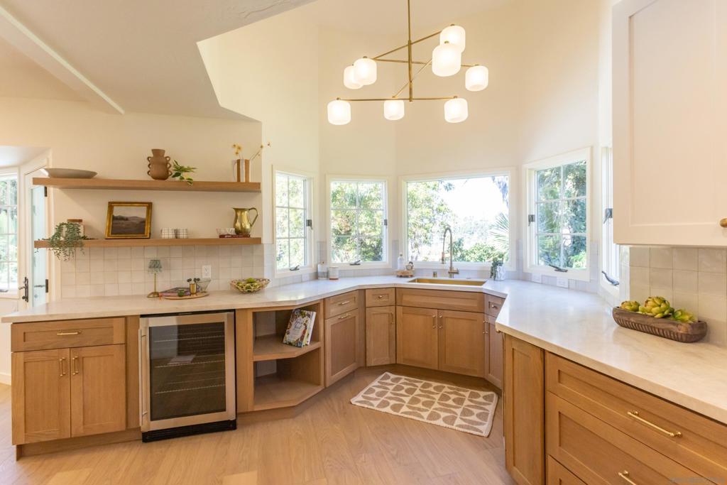 3261 Bonita Mesa Rd.
