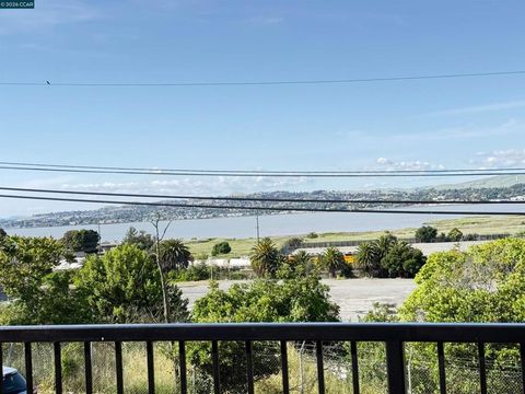 Photo of 125 Foster St St, Martinez, CA 94553 (MLS # 41132451)